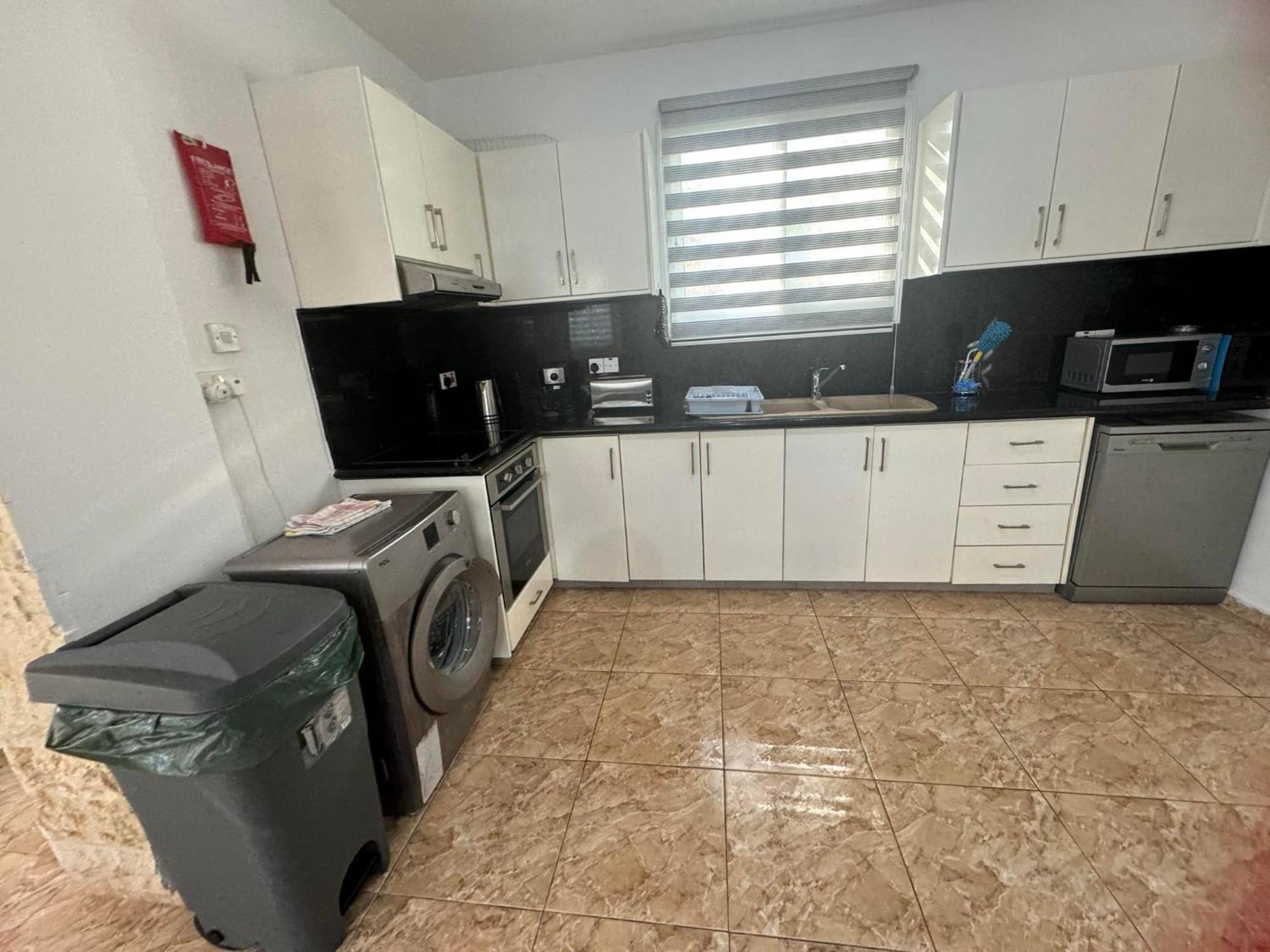 Villa Coralia Gardens 1Km From Coral Bay Beach Εξωτερικό φωτογραφία