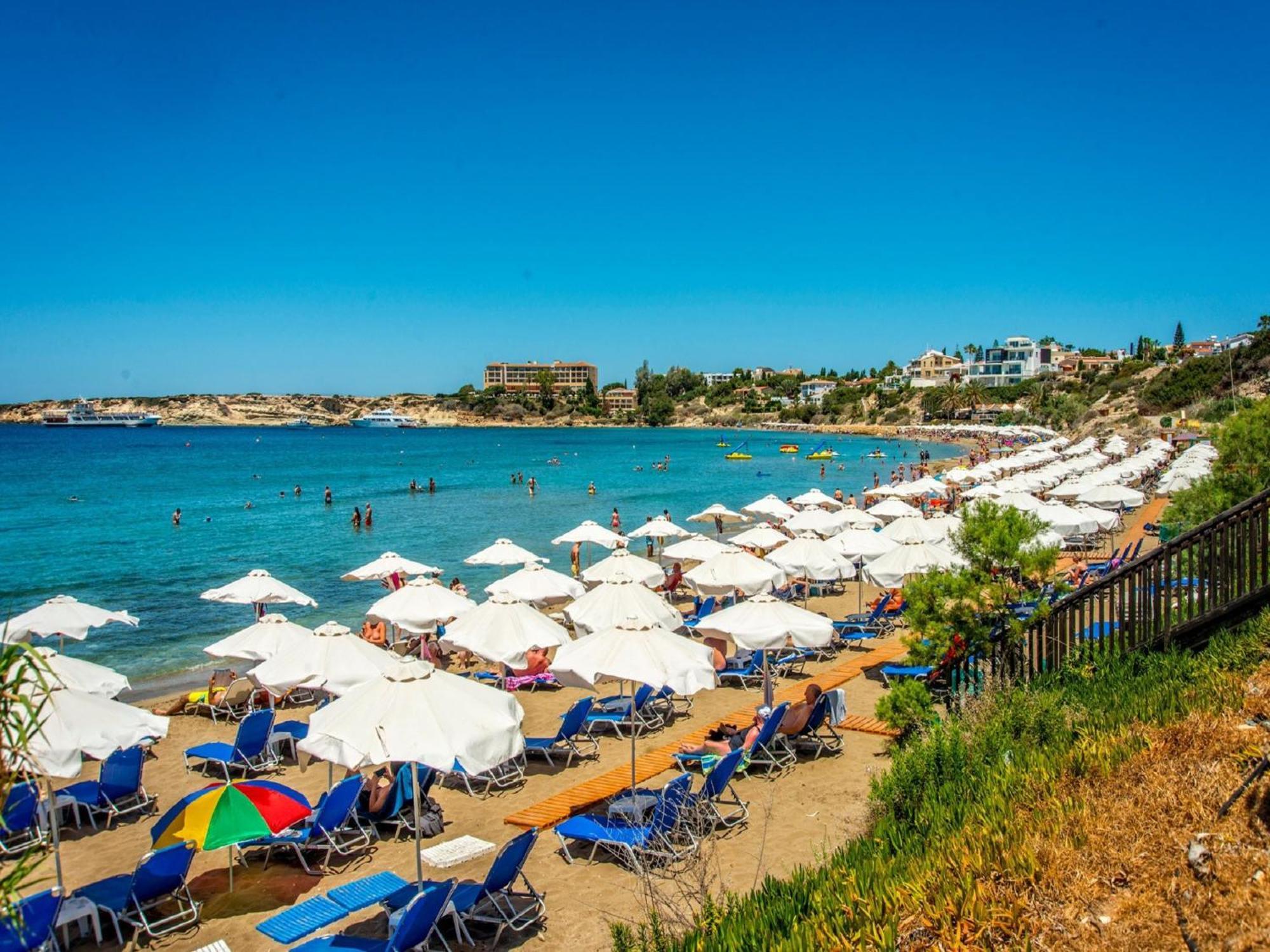 Villa Coralia Gardens 1Km From Coral Bay Beach Εξωτερικό φωτογραφία